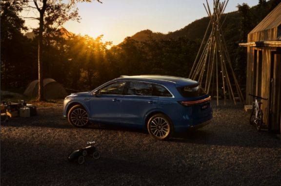 电 SUV 实测：智能续航与安全配置全解