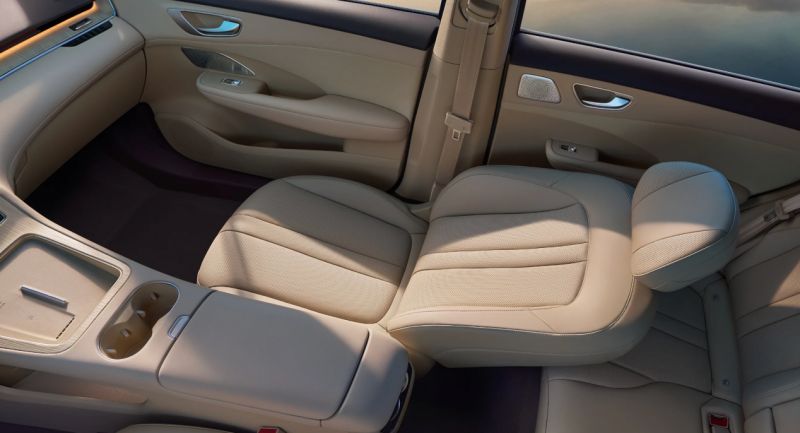 电 SUV 实测：智能续航与安全配置全解读澳门新葡京网站2026 开年 20 万级纯(图5)